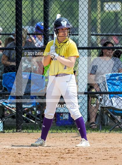 Thumbnail 1 in Pleasant Valley vs Waukee (Rick Doran Classic) photogallery.
