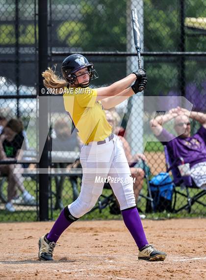 Thumbnail 2 in Pleasant Valley vs Waukee (Rick Doran Classic) photogallery.