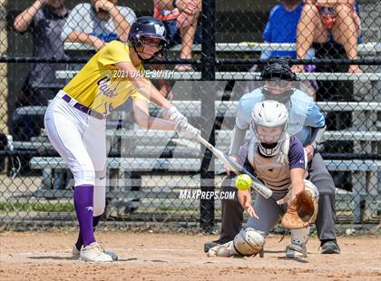 Thumbnail 2 in Pleasant Valley vs Waukee (Rick Doran Classic) photogallery.