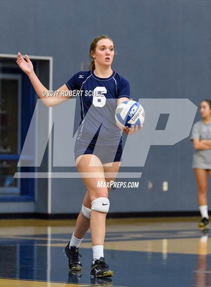 Thumbnail 2 in Amador @ Vista del Lago photogallery.