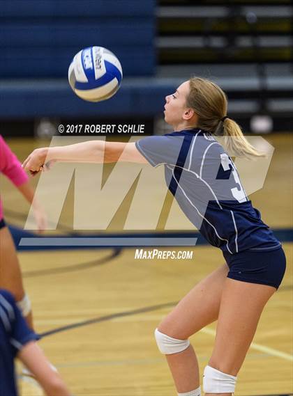 Thumbnail 3 in Amador @ Vista del Lago photogallery.