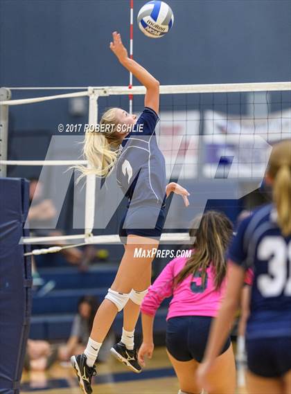 Thumbnail 3 in Amador @ Vista del Lago photogallery.
