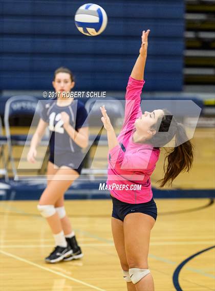 Thumbnail 3 in Amador @ Vista del Lago photogallery.