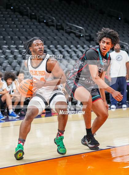 Thumbnail 2 in Skyline Prep vs Hillcrest Prep photogallery.