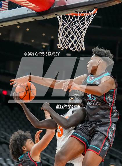 Thumbnail 2 in Skyline Prep vs Hillcrest Prep photogallery.