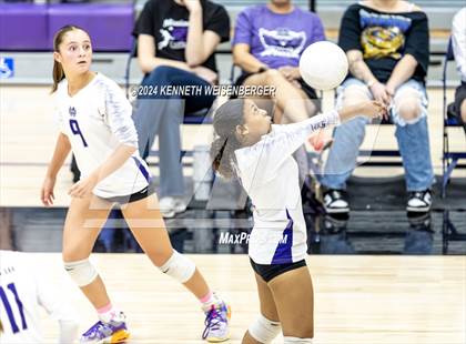 Thumbnail 3 in JV: Tulare Union vs Mission Oak photogallery.
