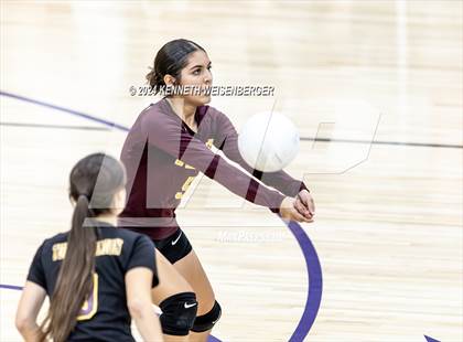 Thumbnail 2 in JV: Tulare Union vs Mission Oak photogallery.