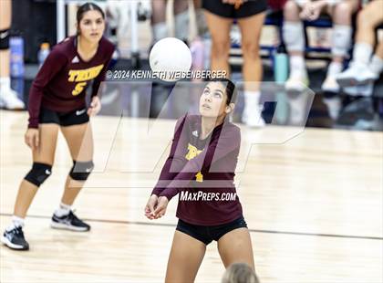 Thumbnail 1 in JV: Tulare Union vs Mission Oak photogallery.