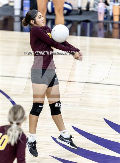 Thumbnail 3 in JV: Tulare Union vs Mission Oak photogallery.