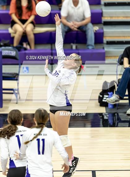 Thumbnail 3 in JV: Tulare Union vs Mission Oak photogallery.