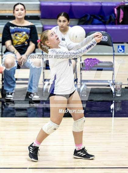 Thumbnail 1 in JV: Tulare Union vs Mission Oak photogallery.