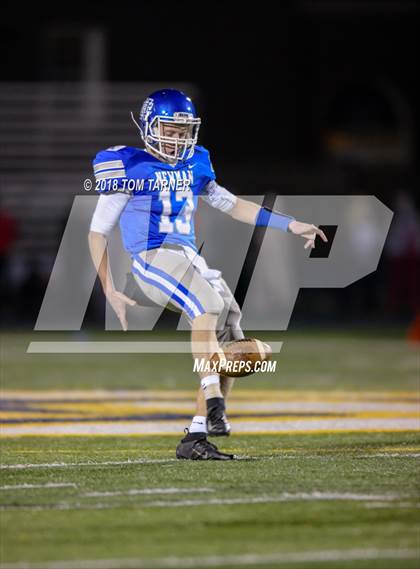 Thumbnail 3 in Newman Central Catholic vs. Gibson City-Melvin-Sibley (IHSA 2A Quarterfinal Playoff) photogallery.