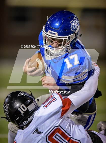 Thumbnail 3 in Newman Central Catholic vs. Gibson City-Melvin-Sibley (IHSA 2A Quarterfinal Playoff) photogallery.