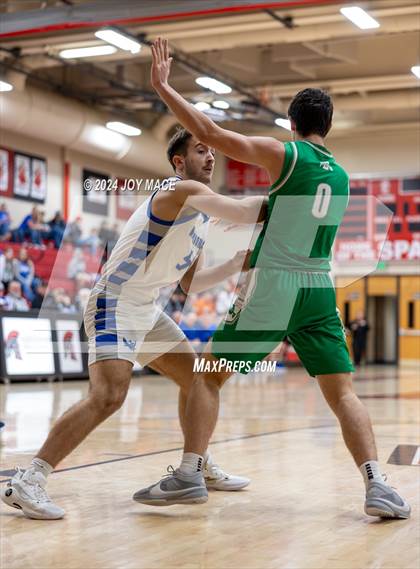 Thumbnail 1 in Warren vs. Fairland photogallery.