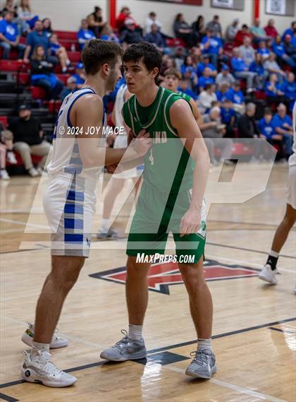Thumbnail 2 in Warren vs. Fairland photogallery.