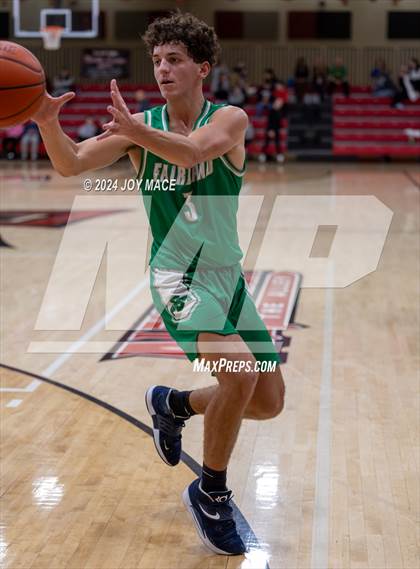 Thumbnail 3 in Warren vs. Fairland photogallery.