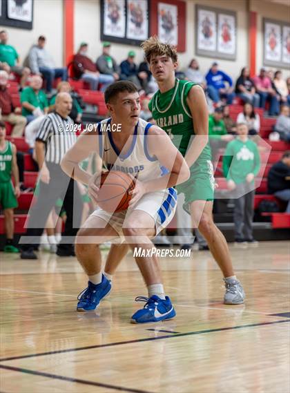 Thumbnail 1 in Warren vs. Fairland photogallery.