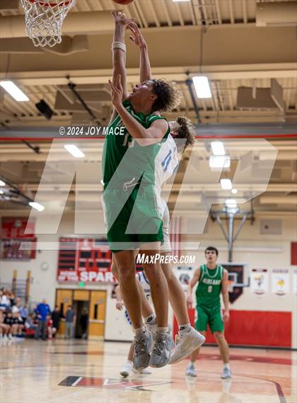 Thumbnail 1 in Warren vs. Fairland photogallery.
