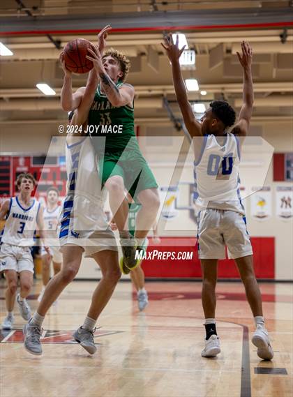 Thumbnail 1 in Warren vs. Fairland photogallery.