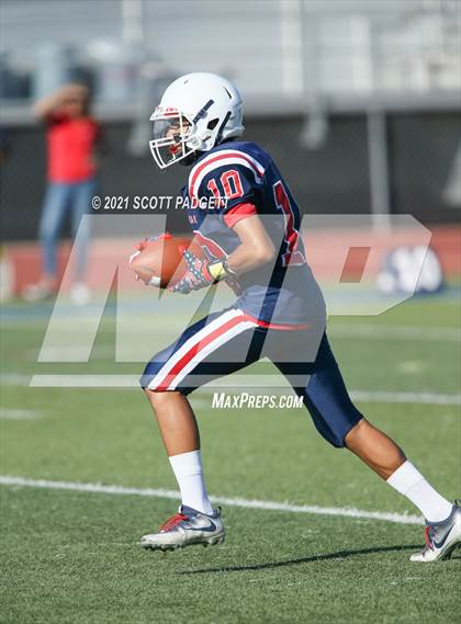 Thumbnail 1 in Great Oak @ Paloma Valley photogallery.
