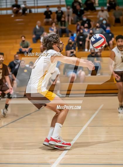 Thumbnail 3 in Mission Vista vs El Camion (CIF SDS D3 Championship) photogallery.
