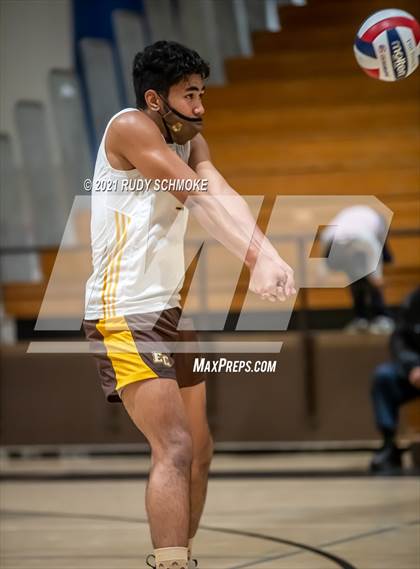Thumbnail 3 in Mission Vista vs El Camion (CIF SDS D3 Championship) photogallery.