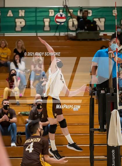 Thumbnail 3 in Mission Vista vs El Camion (CIF SDS D3 Championship) photogallery.