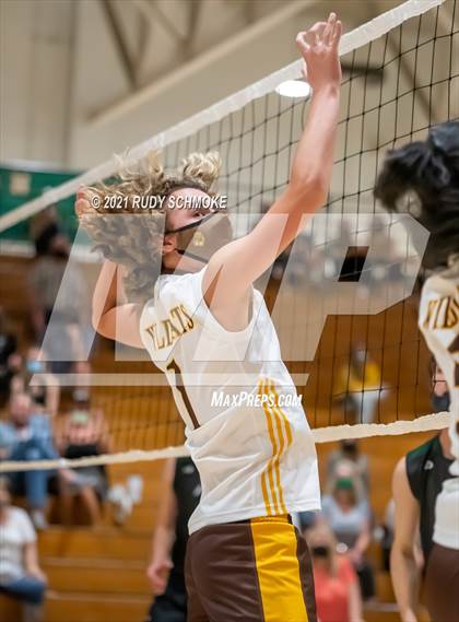 Thumbnail 2 in Mission Vista vs El Camion (CIF SDS D3 Championship) photogallery.