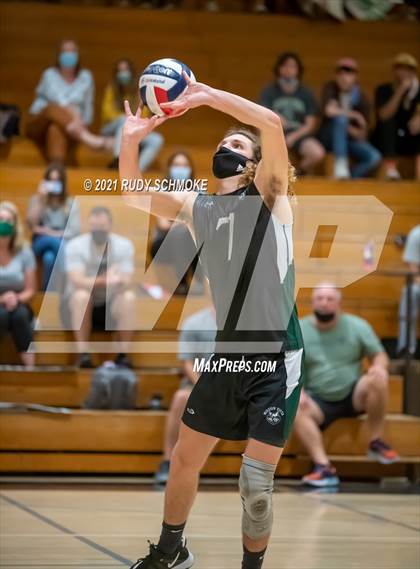 Thumbnail 2 in Mission Vista vs El Camion (CIF SDS D3 Championship) photogallery.