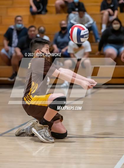Thumbnail 2 in Mission Vista vs El Camion (CIF SDS D3 Championship) photogallery.