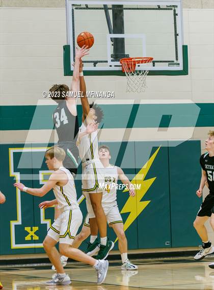 Thumbnail 3 in Skutt Catholic @ Pius X photogallery.