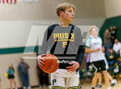 Thumbnail 2 in Skutt Catholic @ Pius X photogallery.
