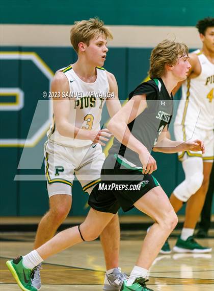Thumbnail 3 in Skutt Catholic @ Pius X photogallery.