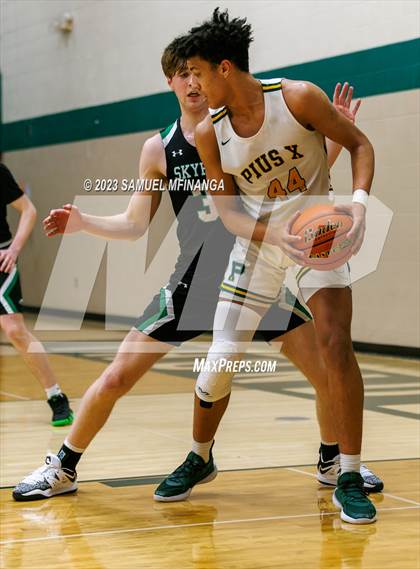 Thumbnail 3 in Skutt Catholic @ Pius X photogallery.