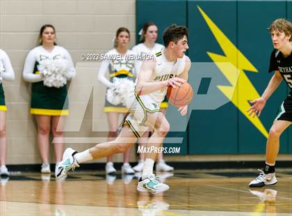 Thumbnail 2 in Skutt Catholic @ Pius X photogallery.