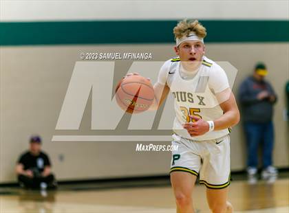 Thumbnail 2 in Skutt Catholic @ Pius X photogallery.