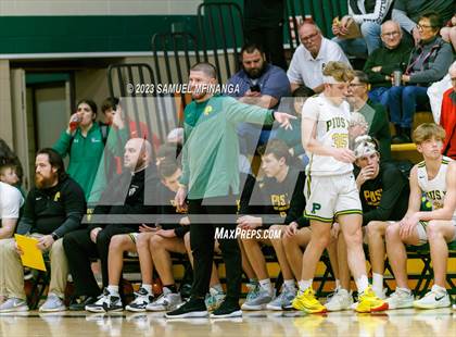 Thumbnail 2 in Skutt Catholic @ Pius X photogallery.