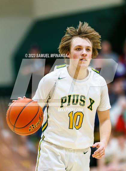 Thumbnail 3 in Skutt Catholic @ Pius X photogallery.