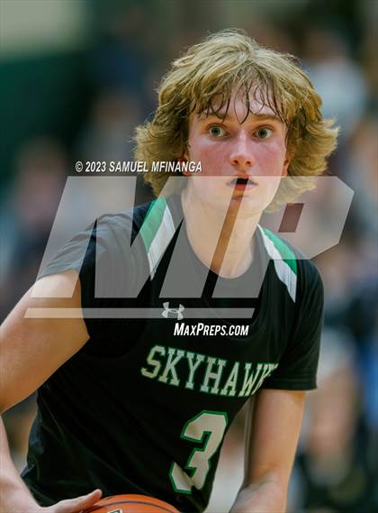 Thumbnail 2 in Skutt Catholic @ Pius X photogallery.