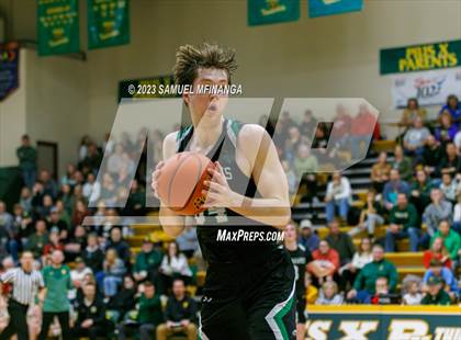 Thumbnail 2 in Skutt Catholic @ Pius X photogallery.