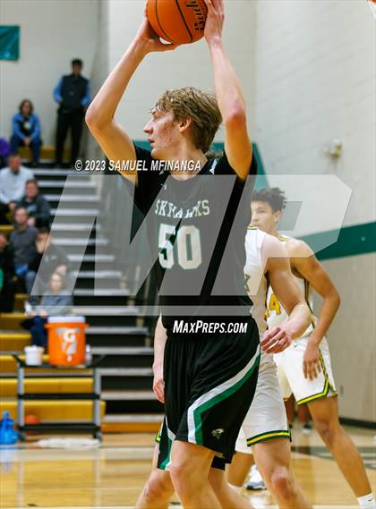 Thumbnail 2 in Skutt Catholic @ Pius X photogallery.