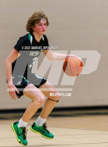 Thumbnail 1 in Skutt Catholic @ Pius X photogallery.