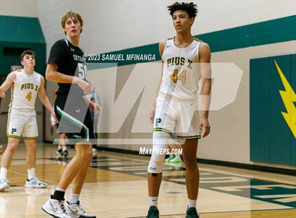Thumbnail 2 in Skutt Catholic @ Pius X photogallery.