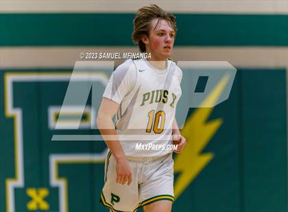 Thumbnail 3 in Skutt Catholic @ Pius X photogallery.