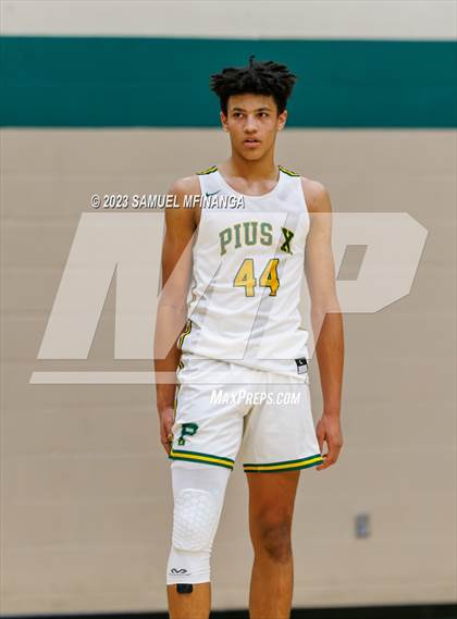 Thumbnail 1 in Skutt Catholic @ Pius X photogallery.