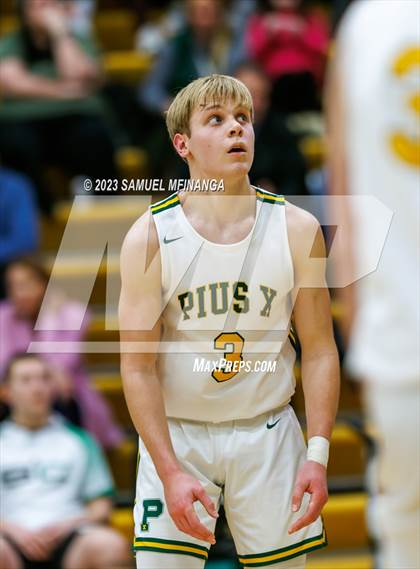 Thumbnail 3 in Skutt Catholic @ Pius X photogallery.