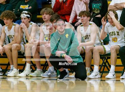 Thumbnail 2 in Skutt Catholic @ Pius X photogallery.