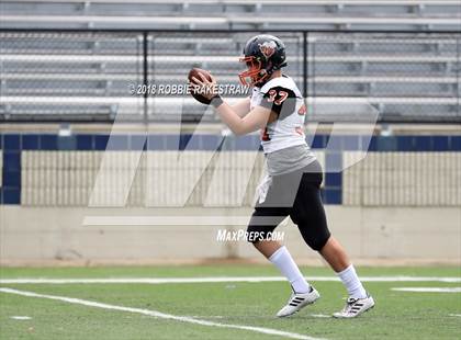 Thumbnail 2 in Washington vs. Horn Lake photogallery.