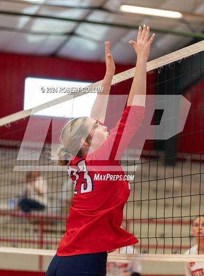 Thumbnail 2 in Tupelo Christian Prep @ Potts Camp photogallery.