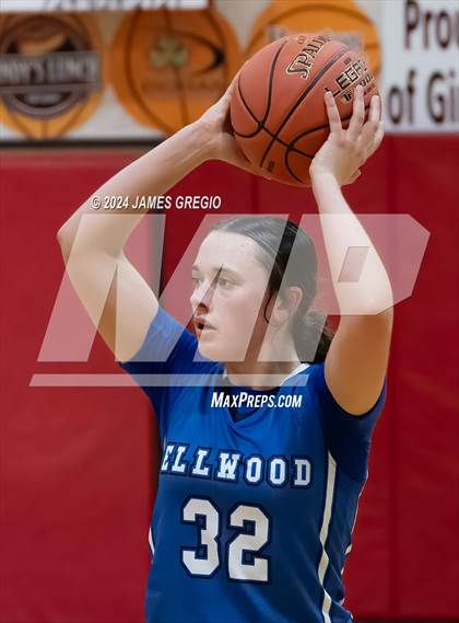 Thumbnail 3 in Ellwood City @ Neshannock photogallery.